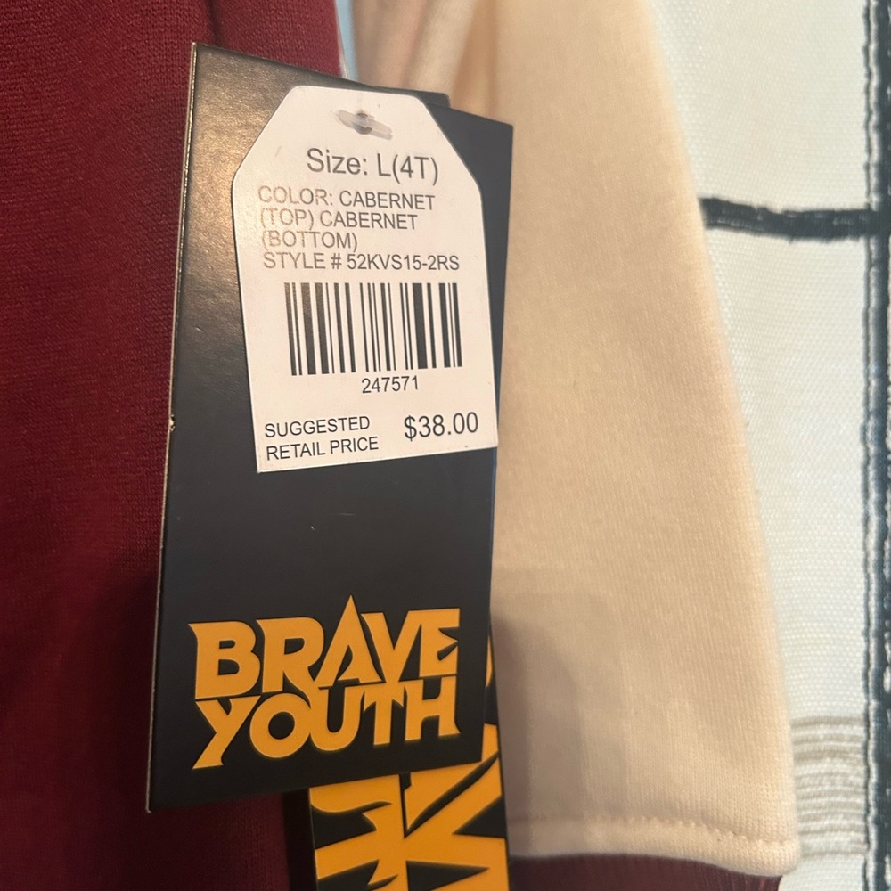 ✅ NWT Brave Youth 3-Piece Varsity Set — Cabernet (4T) - Picture 8 of 8
